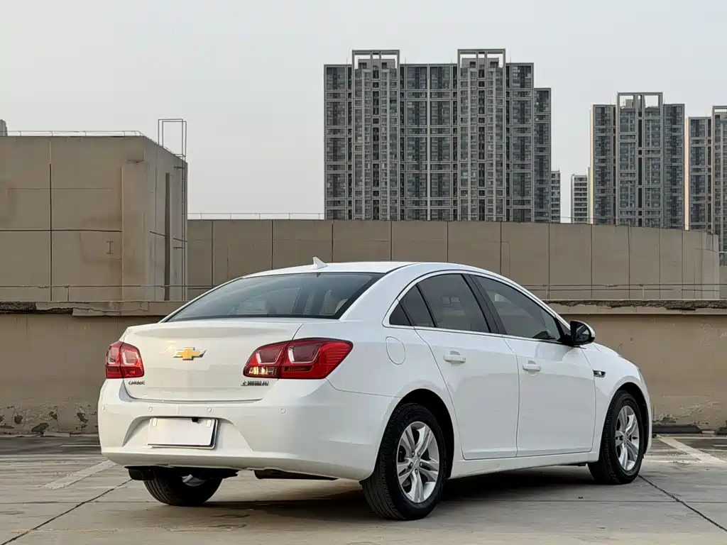 Chevrolet Cruze 2015 — фото 8