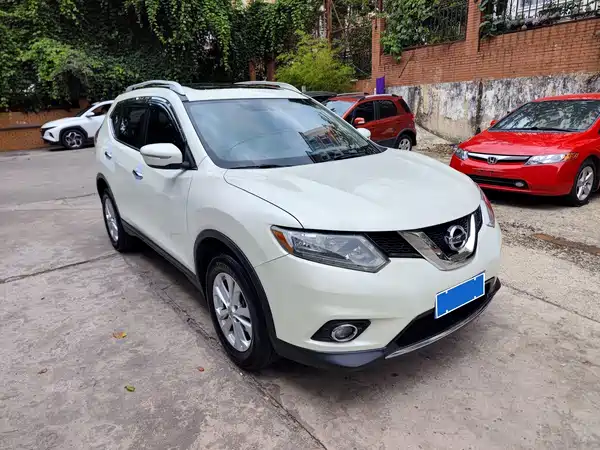 Nissan X-Trail 2014