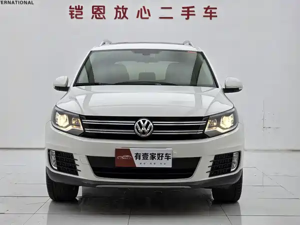 Volkswagen Tiguan 2015