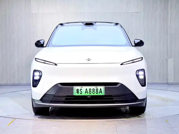 NIO ES8 2023