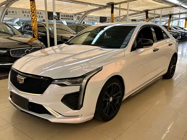 Cadillac CT4 2021