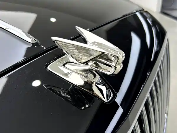 Bentley Flying Spur 2022