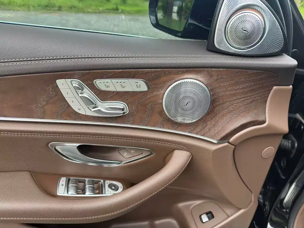 Mercedes-Benz E-Class 2019