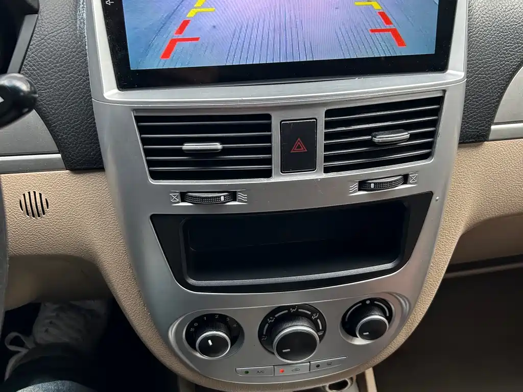 Buick Excelle 2013