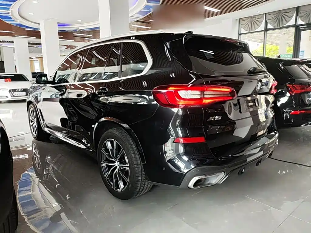 BMW X5 2021