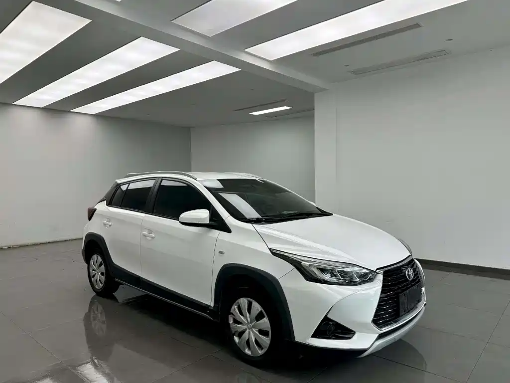 Toyota Yaris L 2020