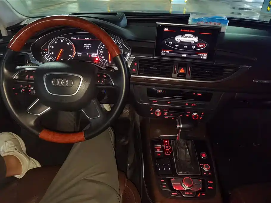 Audi A6L 2015 — фото 12
