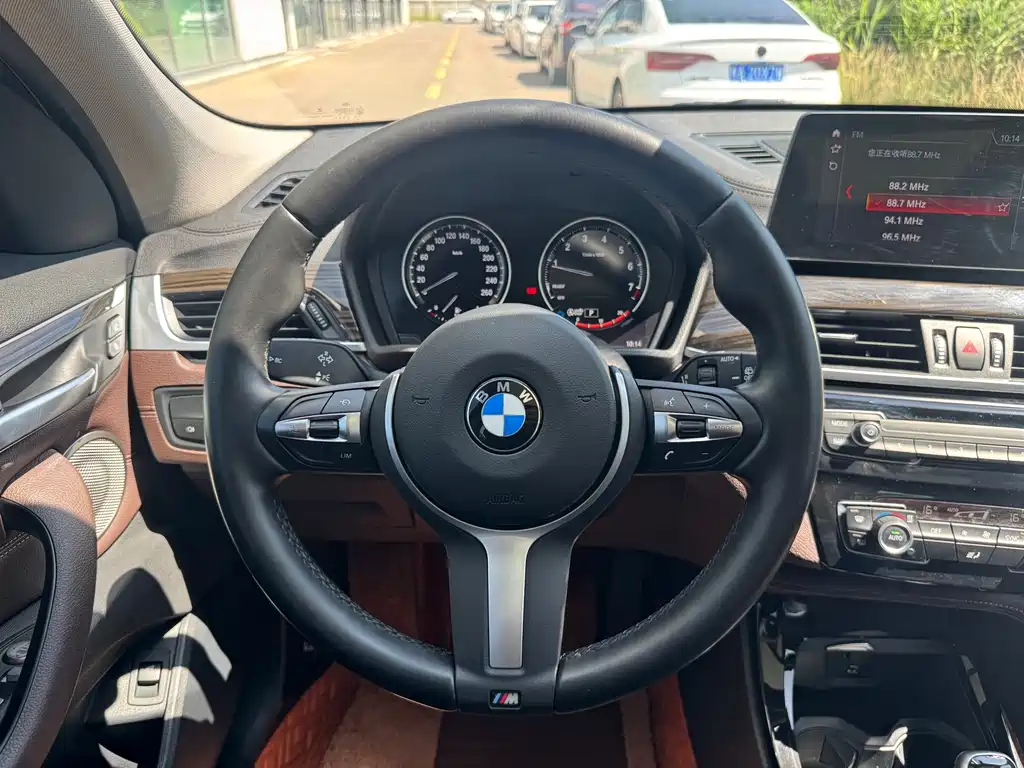 BMW X1 2022 — фото 14