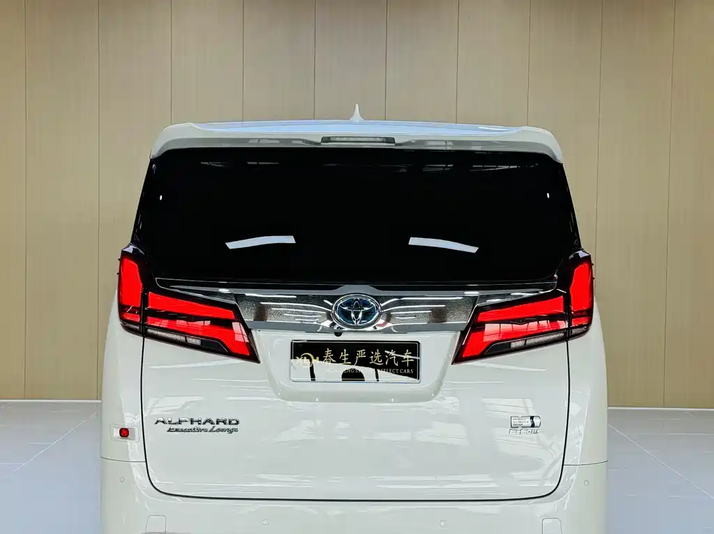 Toyota Alphard 2021 — фото 16