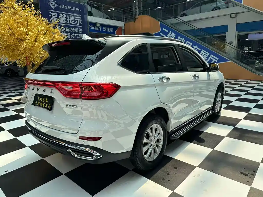Haval M6 2023 — фото 16