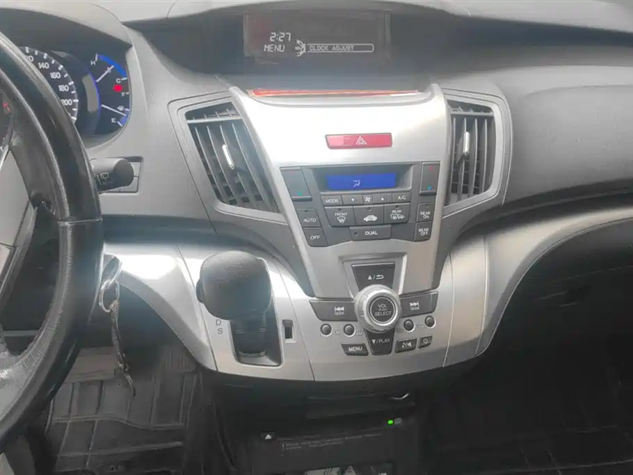 Honda Odyssey 2013 — фото 16