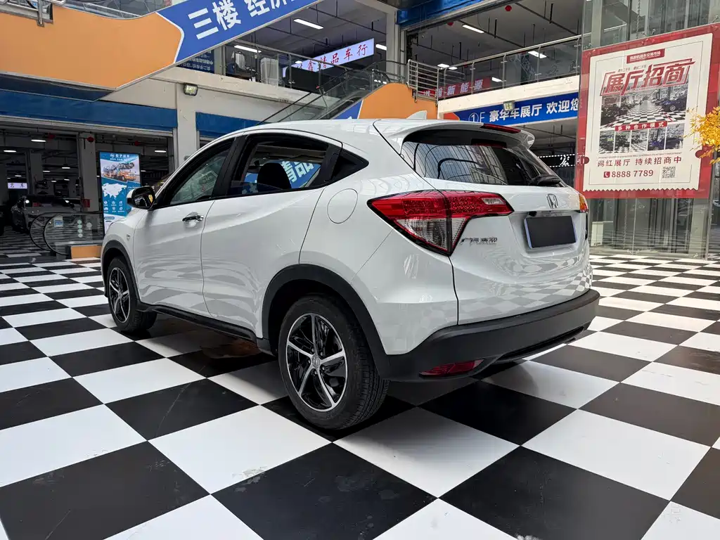 Honda Vezel 2021 — фото 17