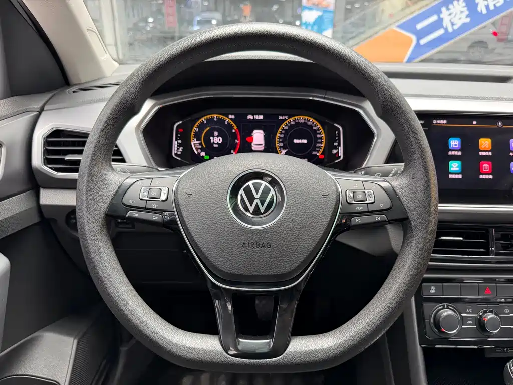 Volkswagen T-Cross 2022 — фото 12