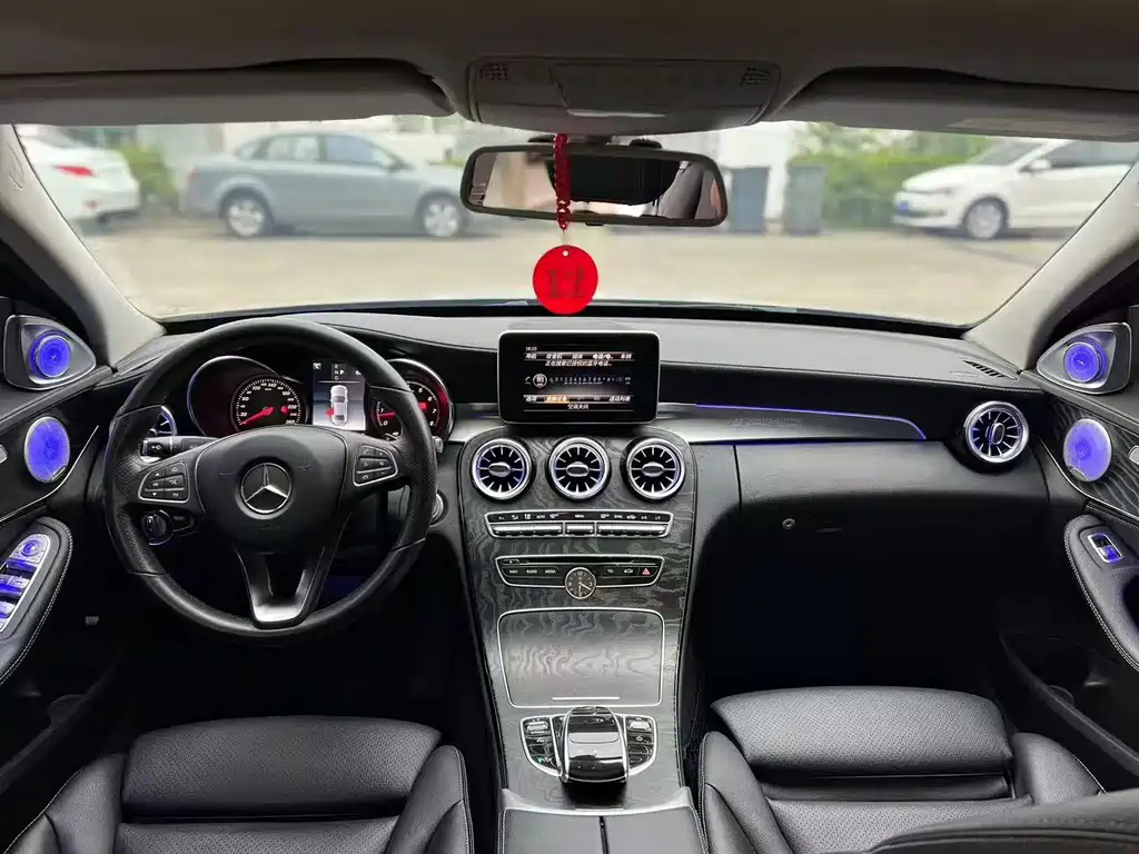 Mercedes-Benz C-Class 2018