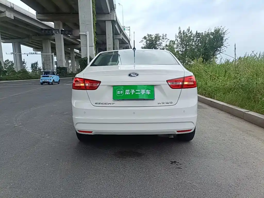 Ford Escort 2018