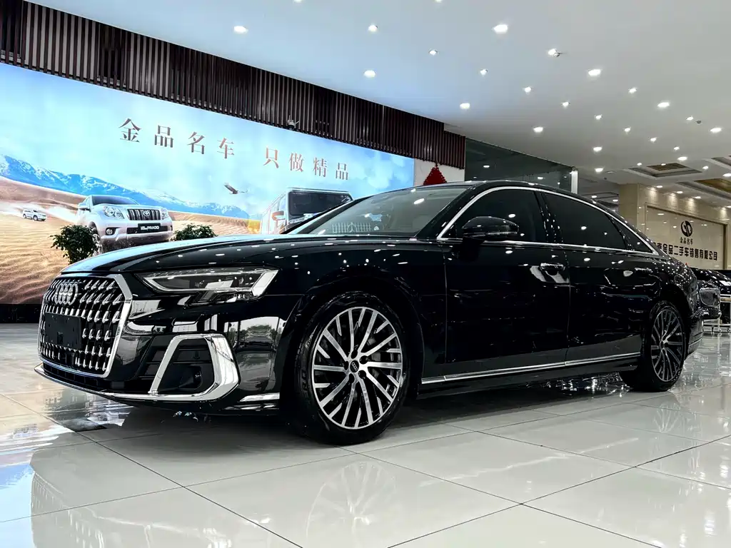 Audi A8 2025
