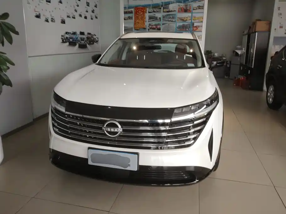 Nissan Teramont 2024