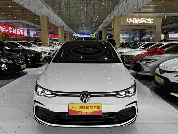 Volkswagen Golf 2023