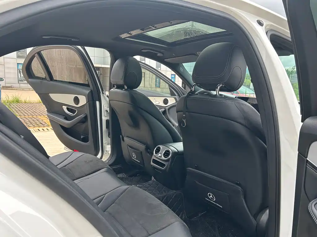 Mercedes-Benz C-Class 2020 — фото 10