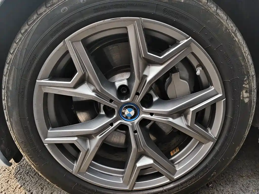 BMW i3 2024 — фото 4