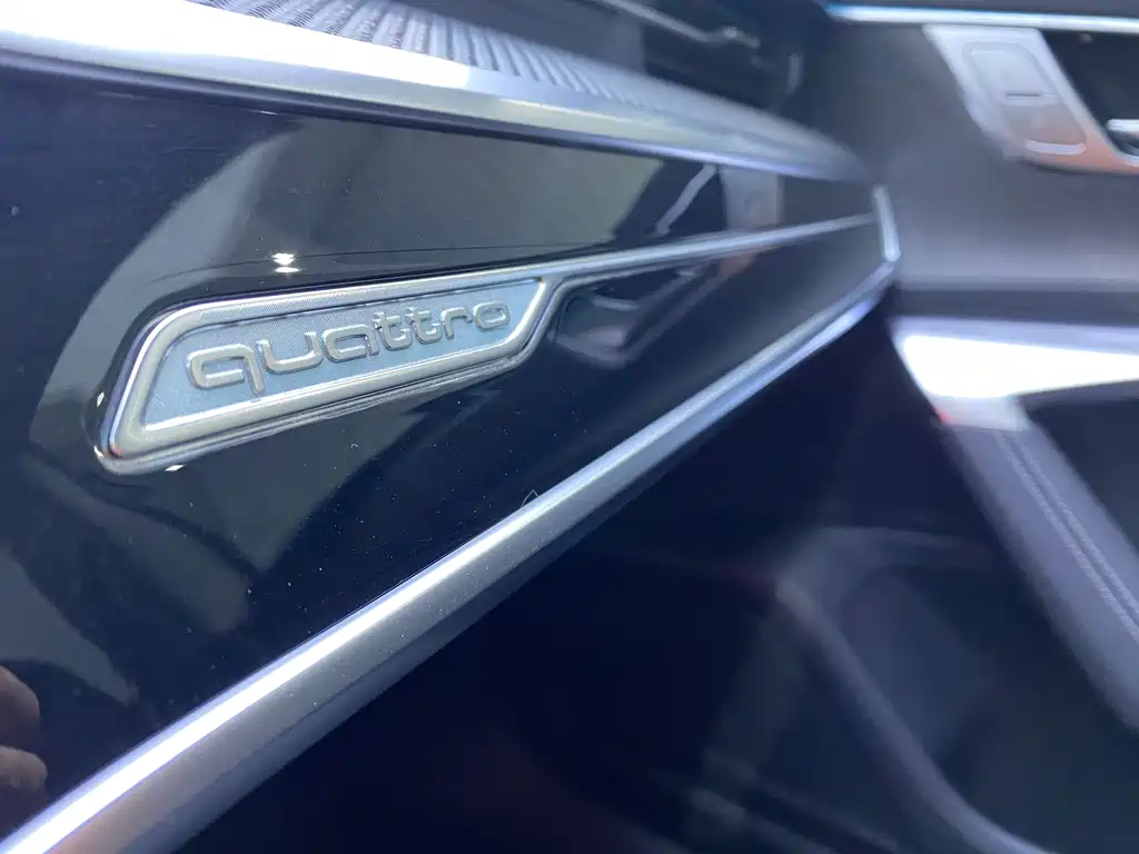 Audi S7 2023 — фото 10