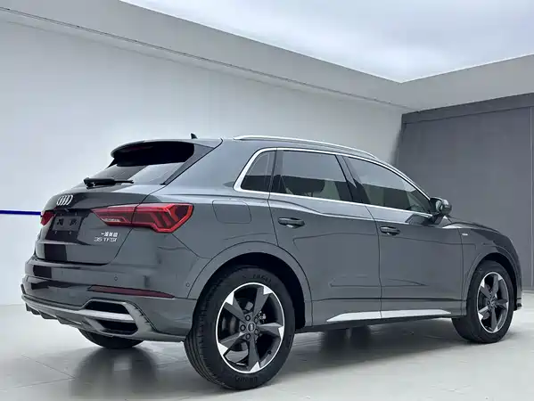 Audi Q3 2022