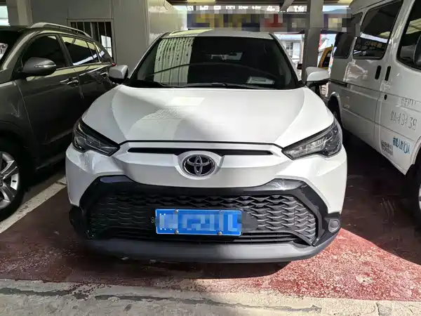 Toyota Frontlander 2024