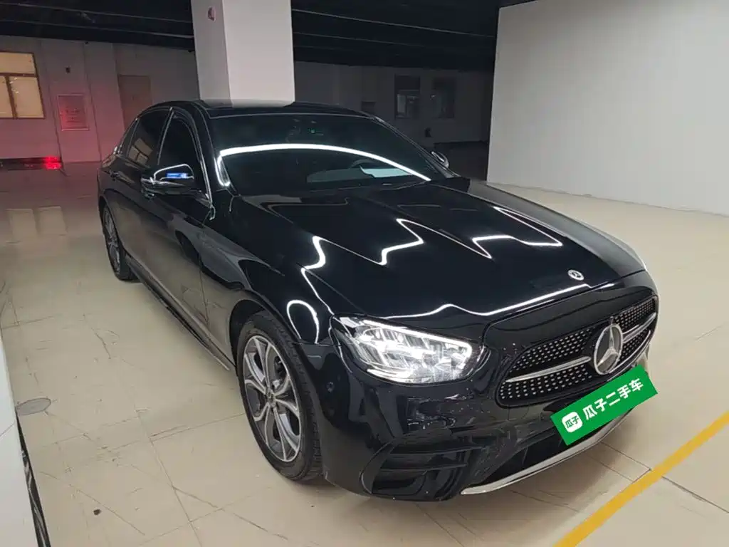 Mercedes-Benz E-Class 2022