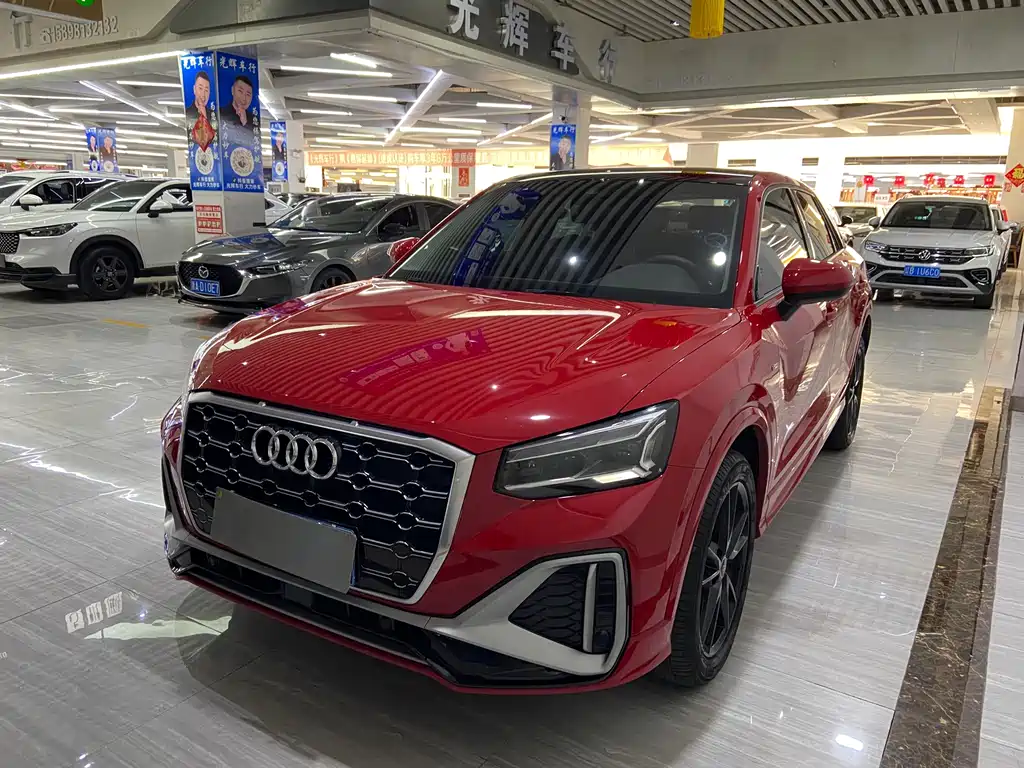 Audi Q2L 2022