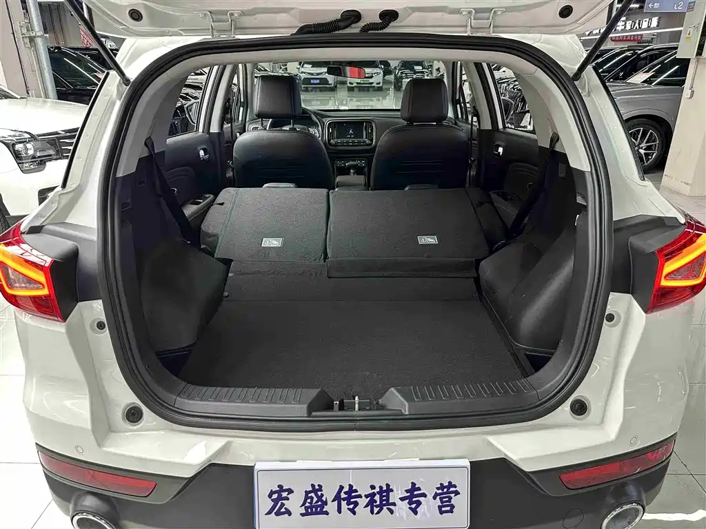 GAC Motor Trumpchi GS3 2020 — фото 21