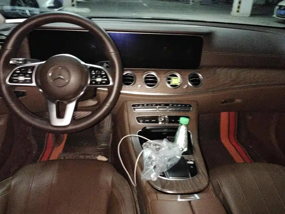 Mercedes-Benz E-Class 2020 — фото 12