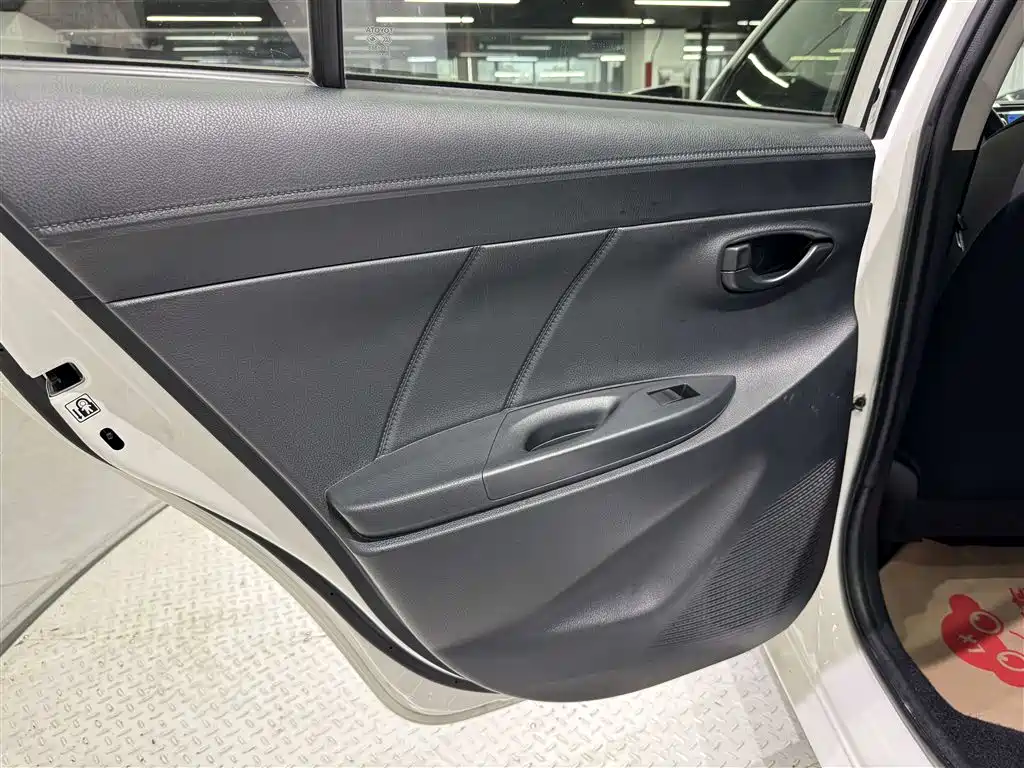 Toyota Vios FS 2017 — фото 18