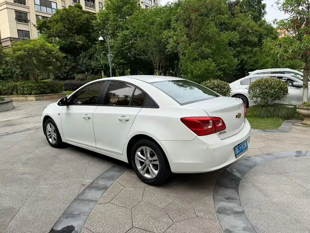 Chevrolet Cruze 2015 — фото 7