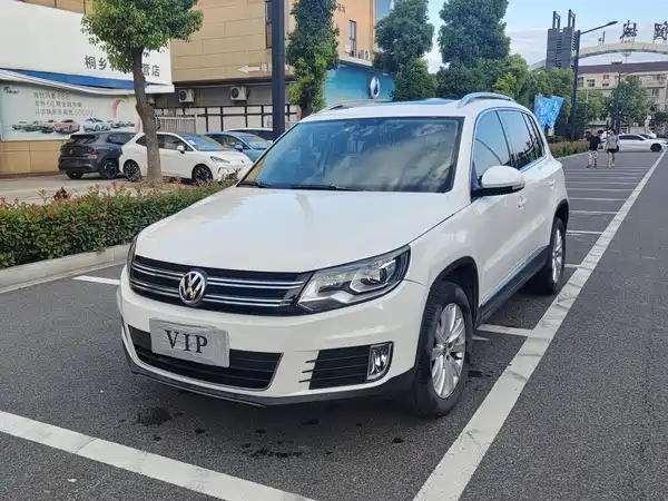 Volkswagen Tiguan 2015