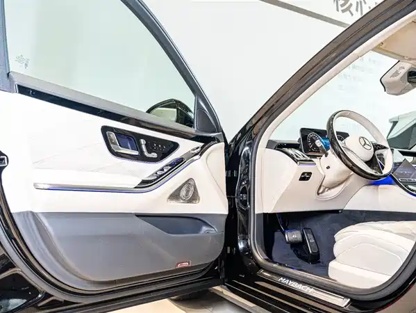 Mercedes-Benz Maybach S-Class 2025