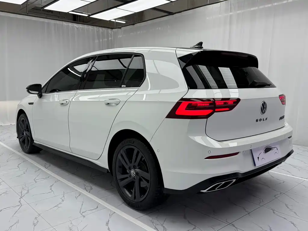 Volkswagen Golf 2022
