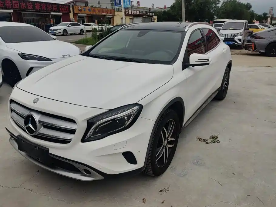 Mercedes-Benz GLA 2017