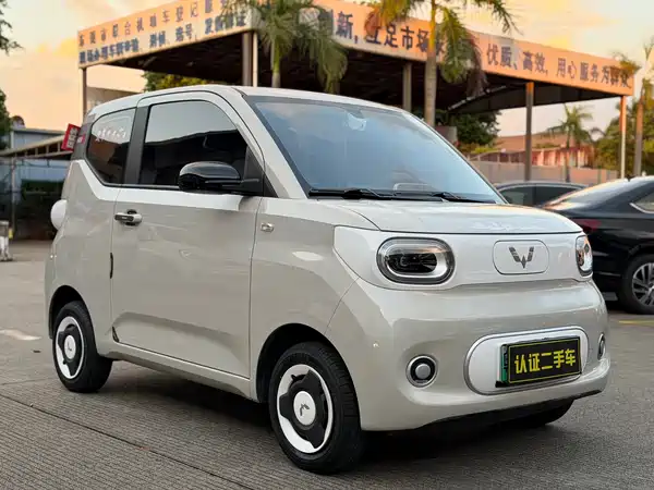 Wuling Hongguang MINIEV 2025