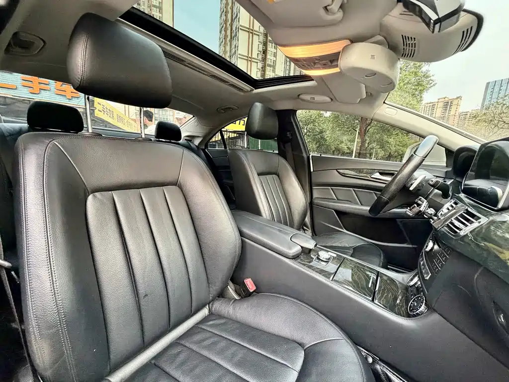 Mercedes-Benz CLS 2015 — фото 12