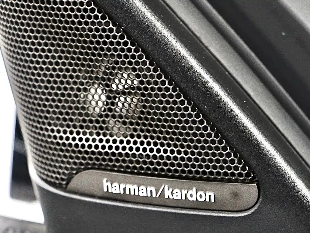 BMW M4 2017 — фото 18