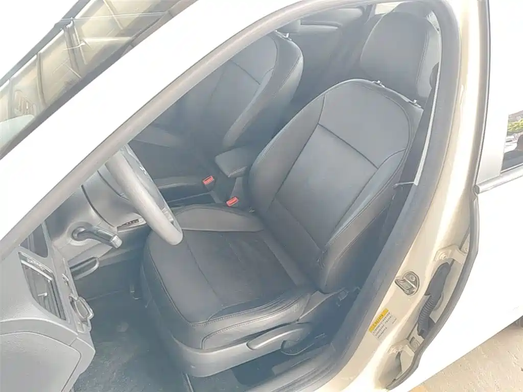 Volkswagen Gran Lavida 2015 — фото 15