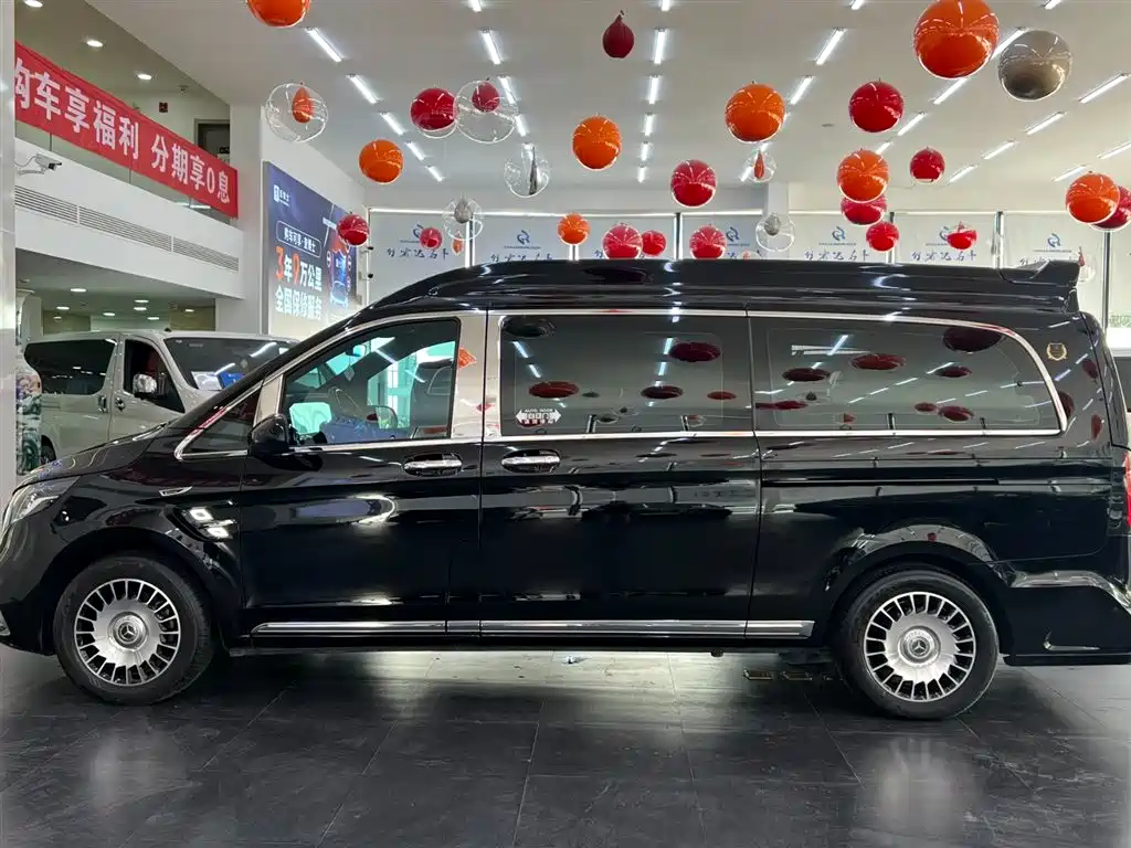 Mercedes-Benz Vito 2023 — фото 31