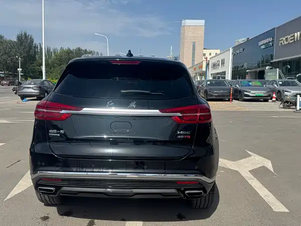 Hongqi HS5 2023