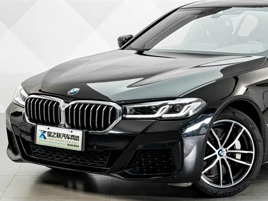 BMW 5 Series New Energy 2021 — фото 2