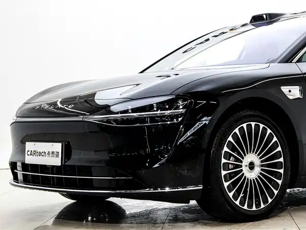 Stelato S9 2025