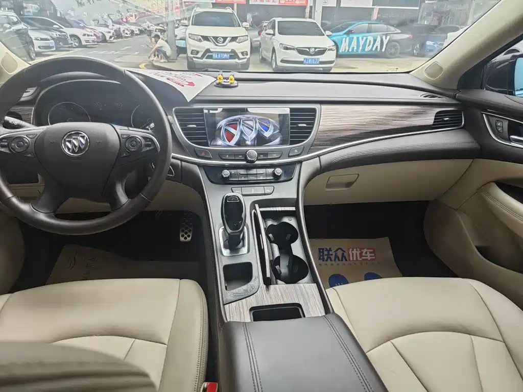 Buick LaCrosse 2017 — фото 4