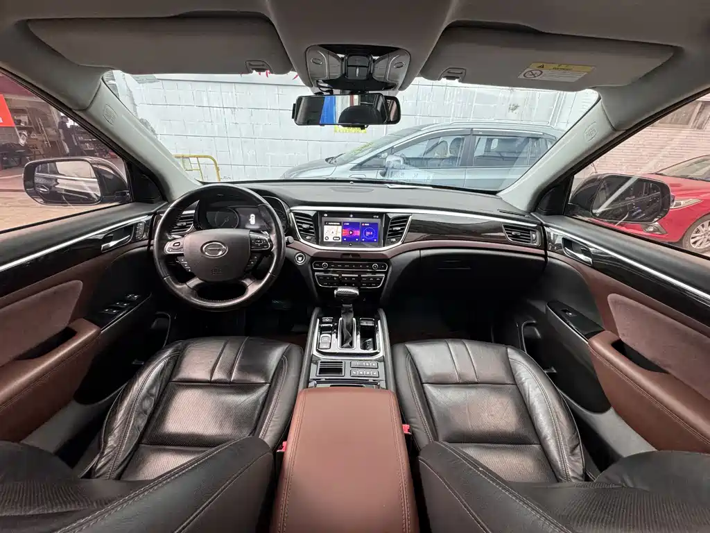 GAC Motor Trumpchi GS8 2018 — фото 10