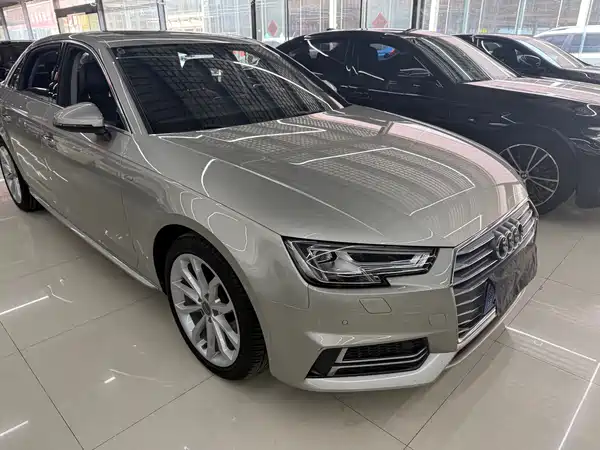 Audi A4L 2018