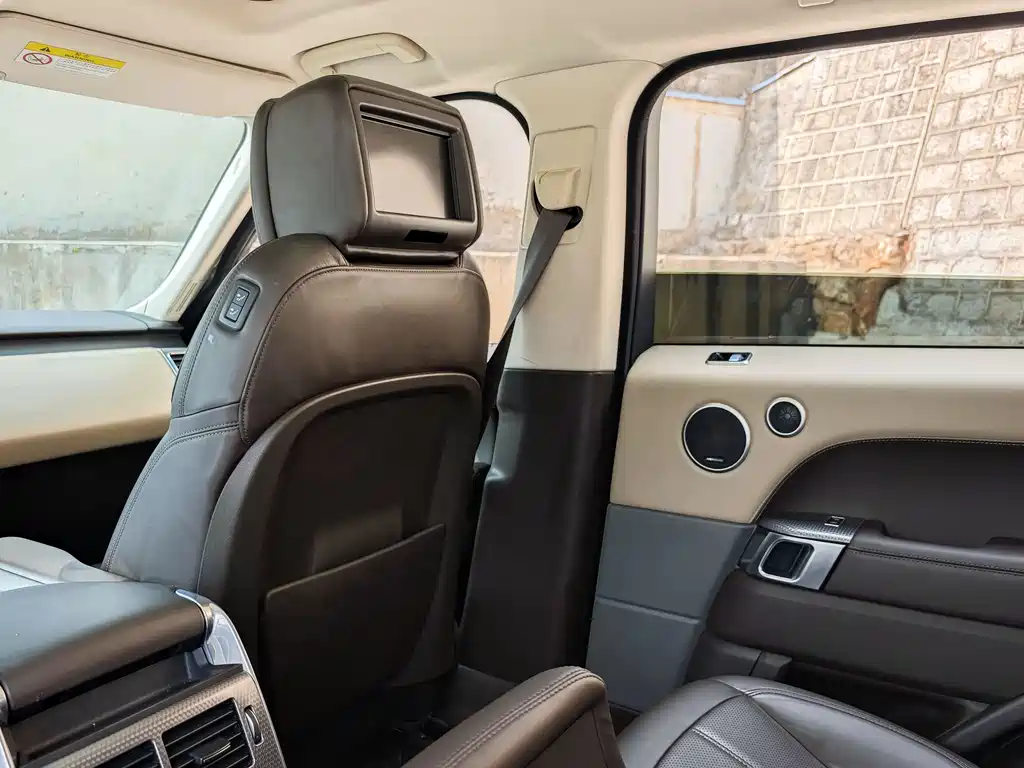 Land Rover Sport 2018 — фото 16
