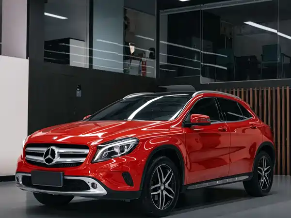 Mercedes-Benz GLA 2015